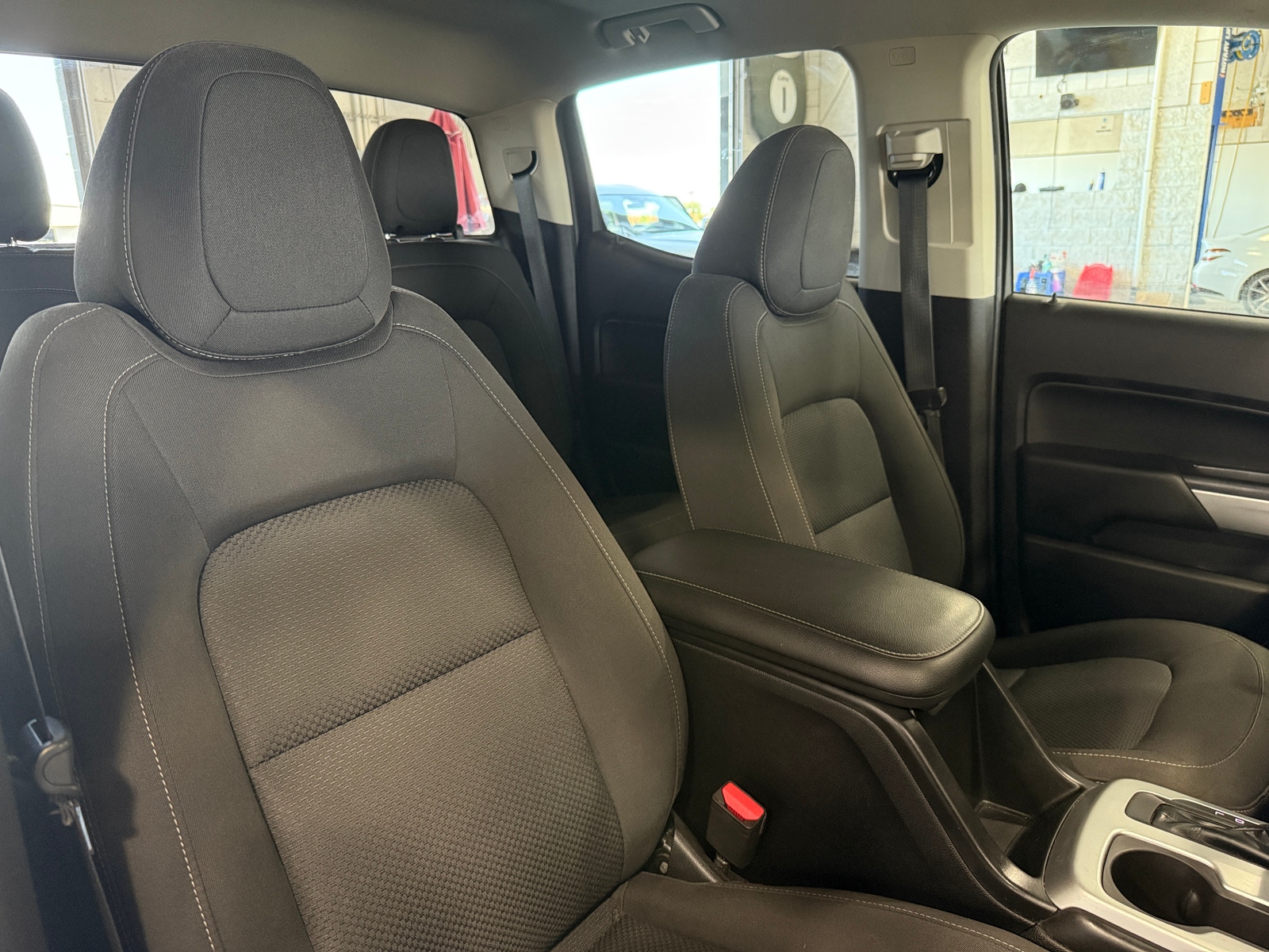 Thumbnail: 2018 Chevrolet Colorado - 2