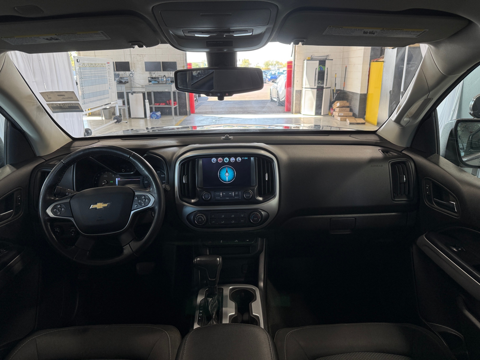 Thumbnail: 2018 Chevrolet Colorado - 3
