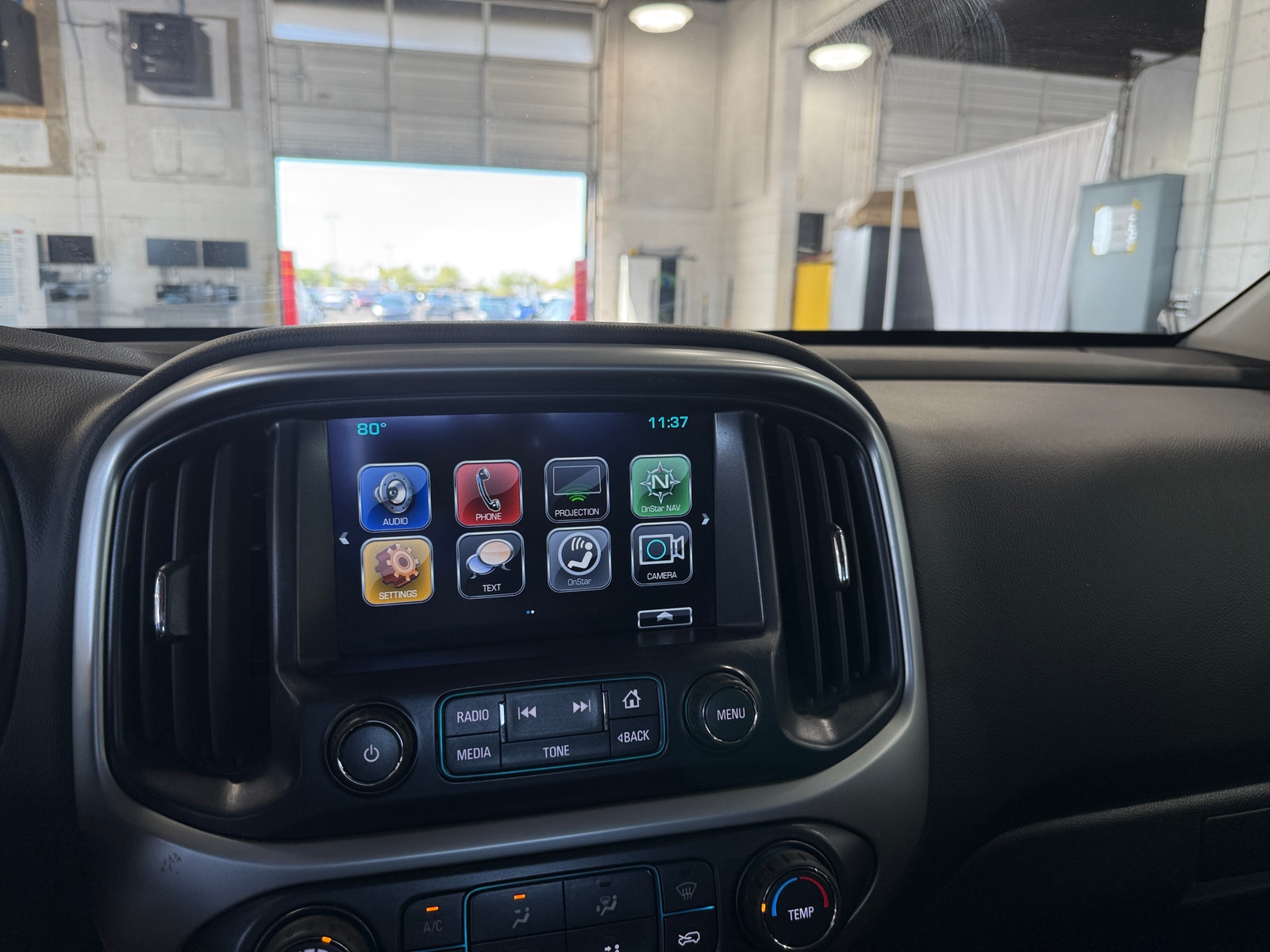 Thumbnail: 2018 Chevrolet Colorado - 4