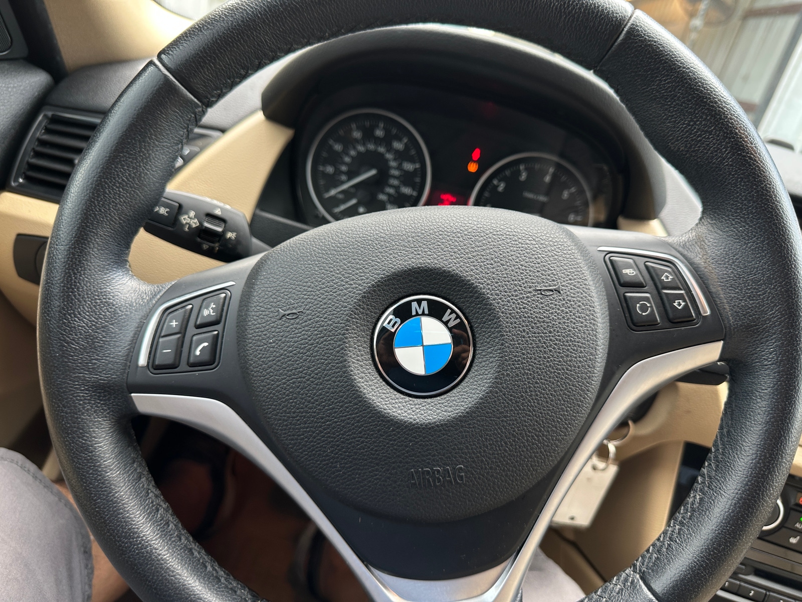 Thumbnail: 2015 BMW X1 - 4