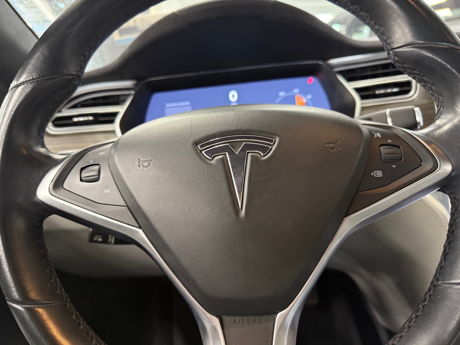 Thumbnail: 2016 Tesla Model S - 4