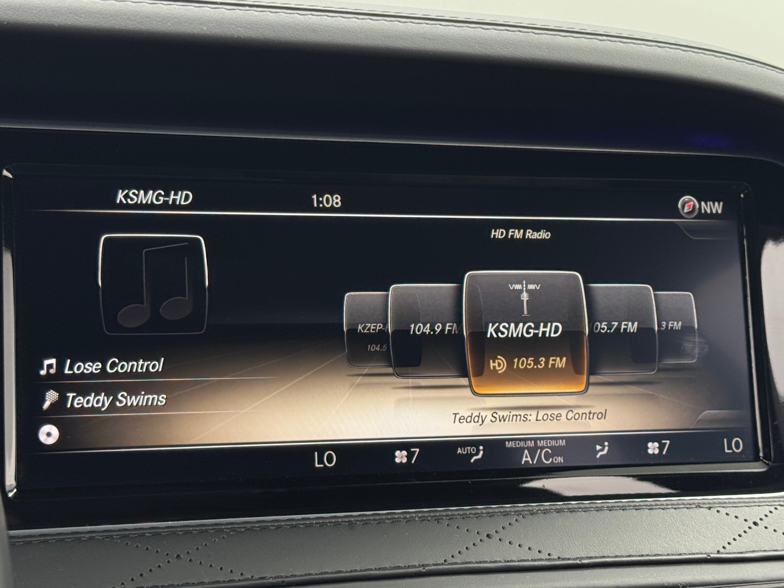 Thumbnail: 2014 Mercedes-Benz S-Class - 3