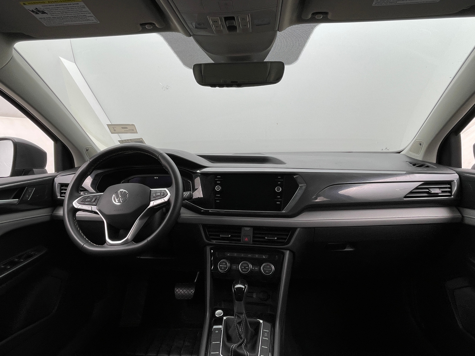 Thumbnail: 2022 Volkswagen Taos - 2