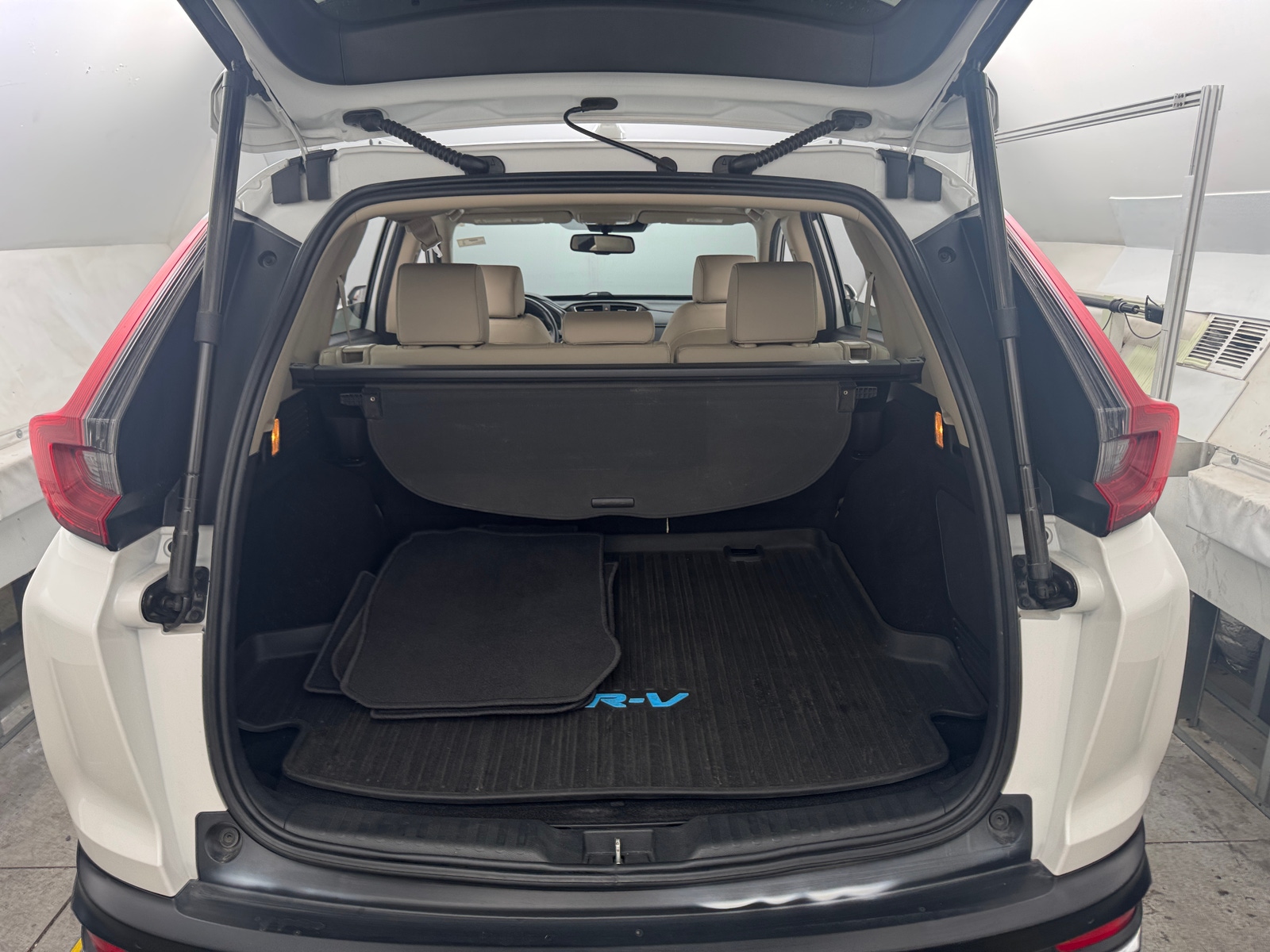 Thumbnail: 2020 Honda CR-V - 6