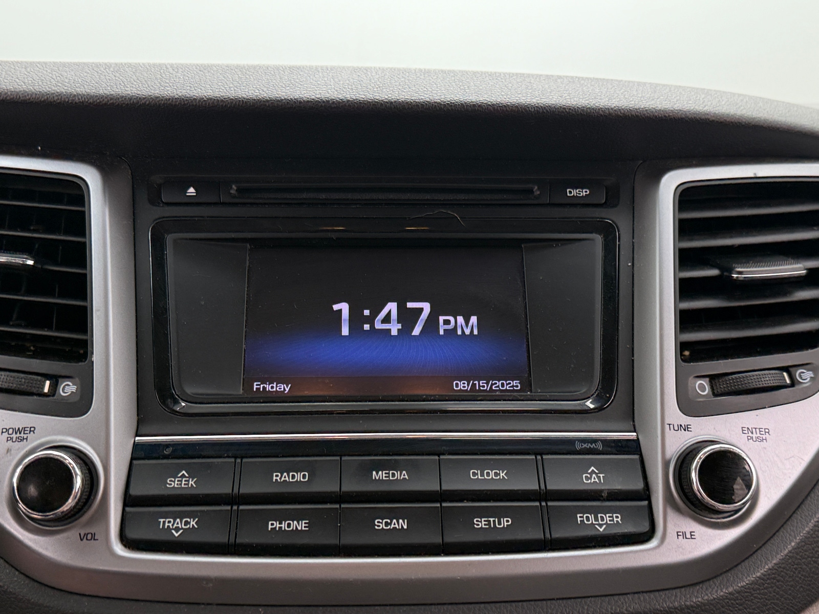 Thumbnail: 2016 Hyundai Tucson - 4