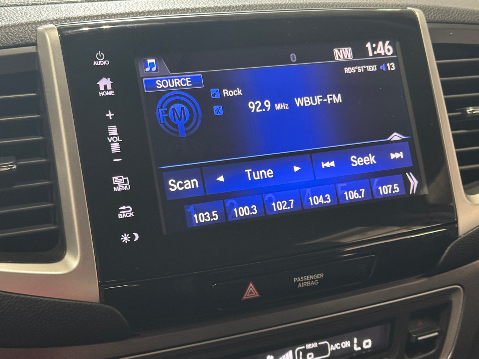 Thumbnail: 2018 Honda Pilot - 3