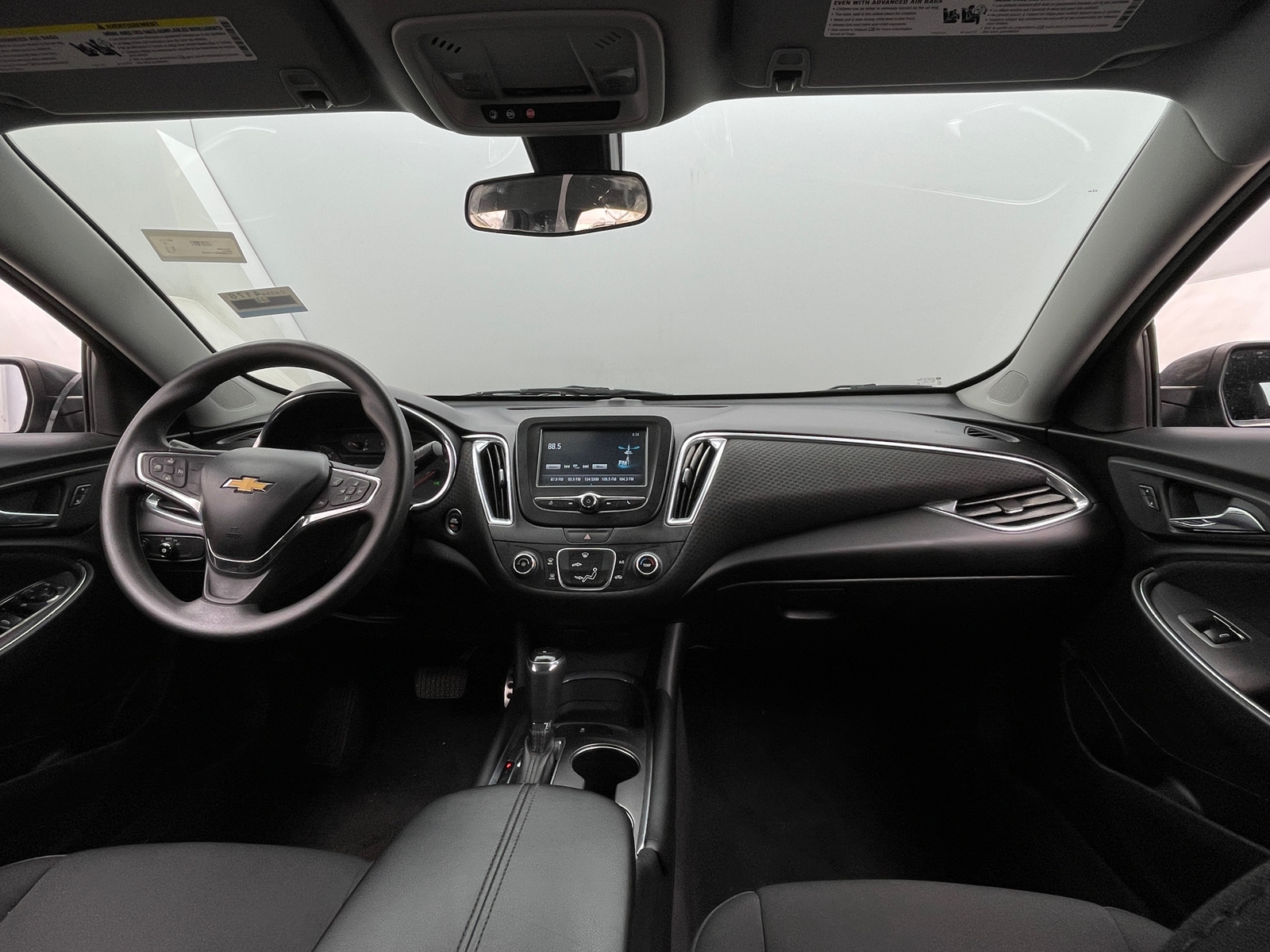Thumbnail: 2016 Chevrolet Malibu - 3