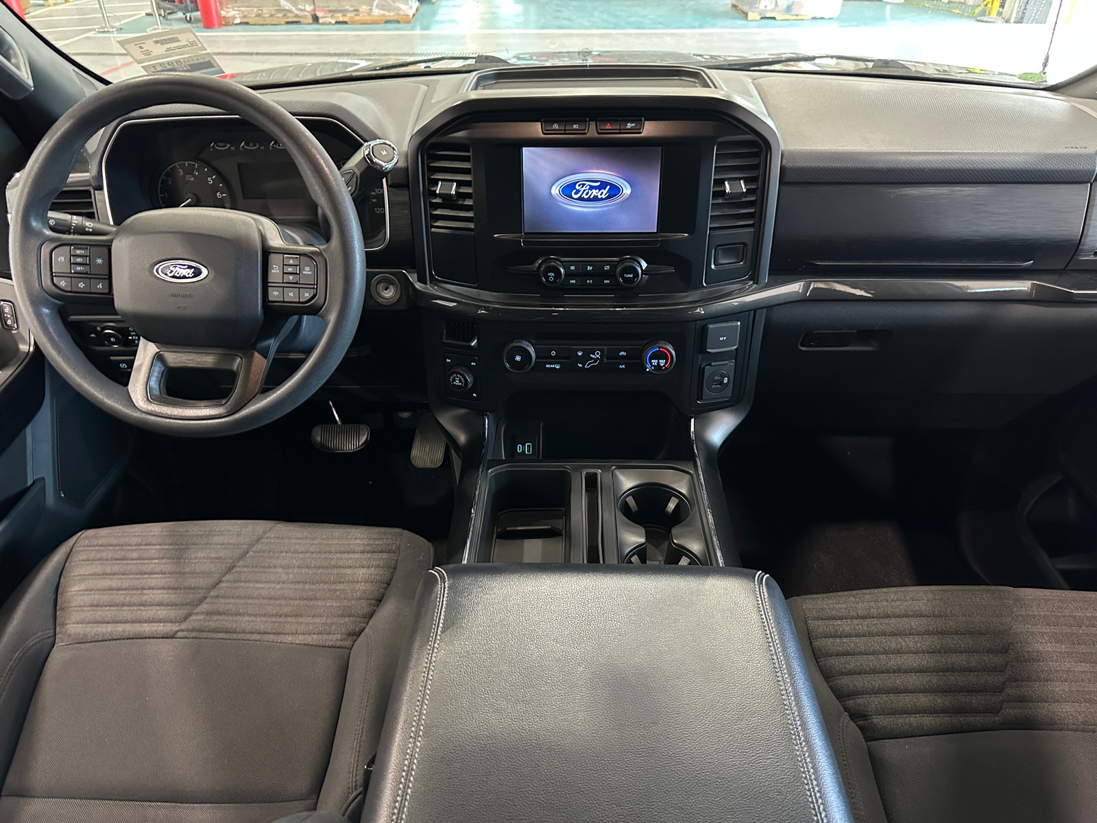 Thumbnail: 2021 Ford Econoline - 3