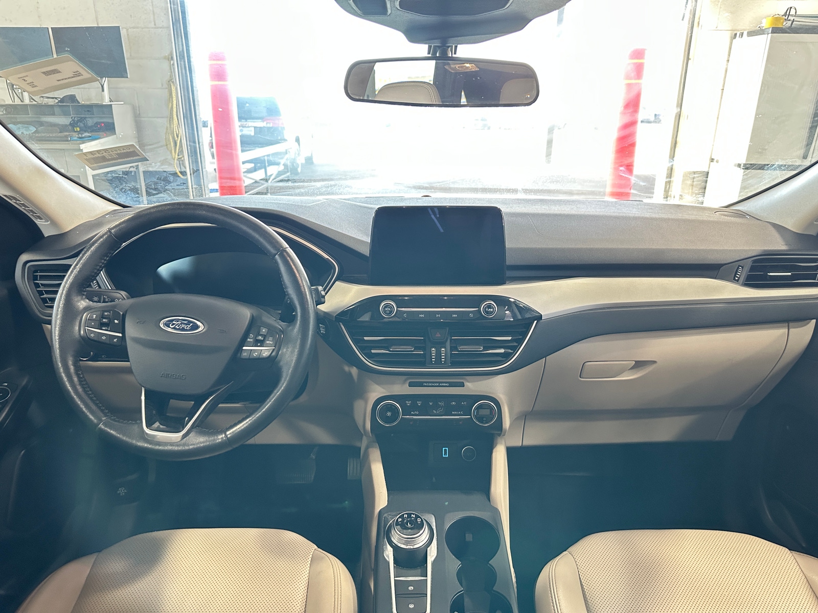 Thumbnail: 2020 Ford Escape - 3