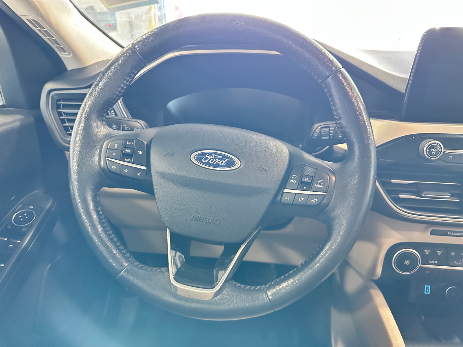 Thumbnail: 2020 Ford Escape - 5