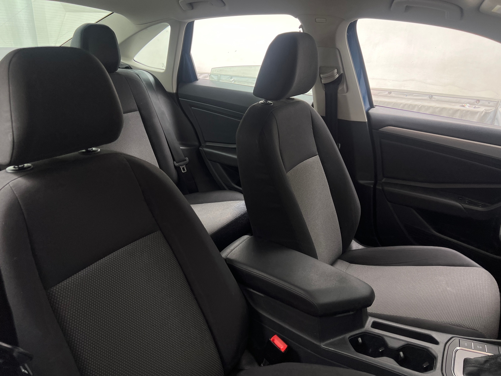 Thumbnail: 2019 Volkswagen Jetta - 2