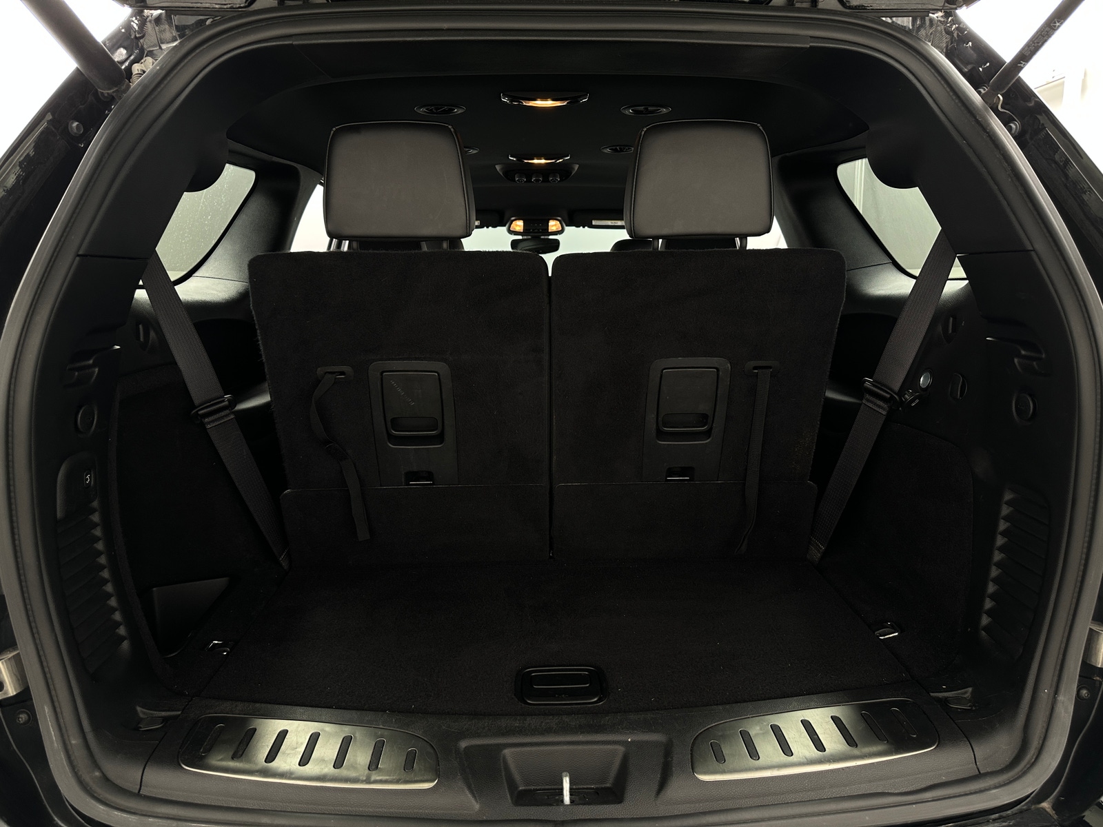 Thumbnail: 2022 Dodge Durango - 6