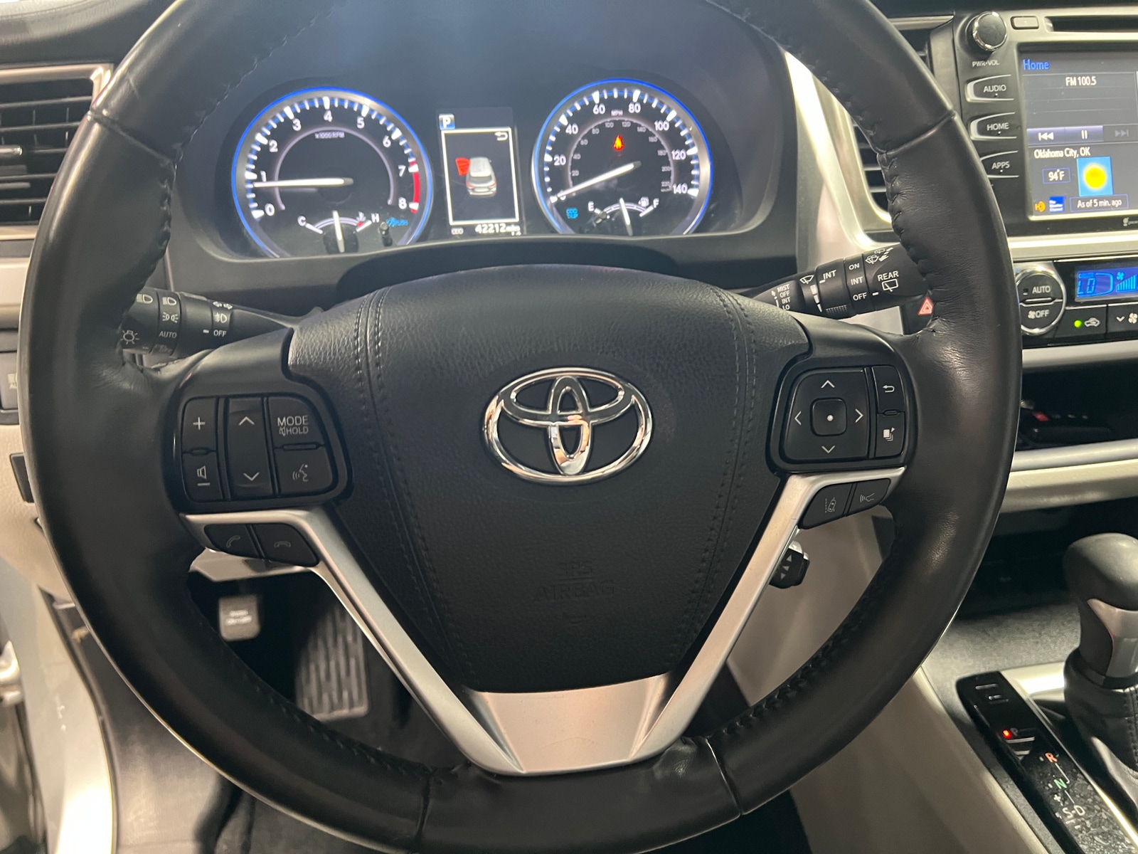 Thumbnail: 2019 Toyota Highlander - 4
