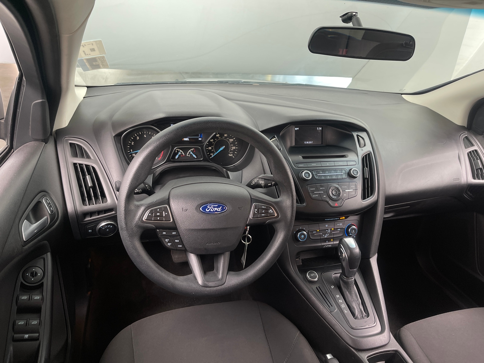 Thumbnail: 2015 Ford Focus - 3