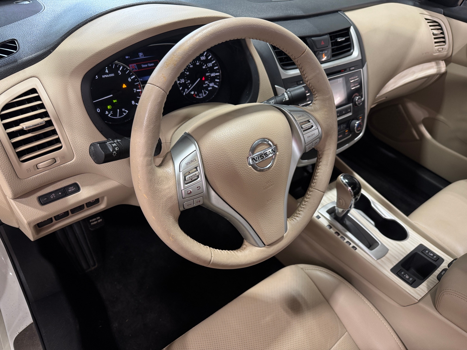 Thumbnail: 2017 Nissan Altima - 2