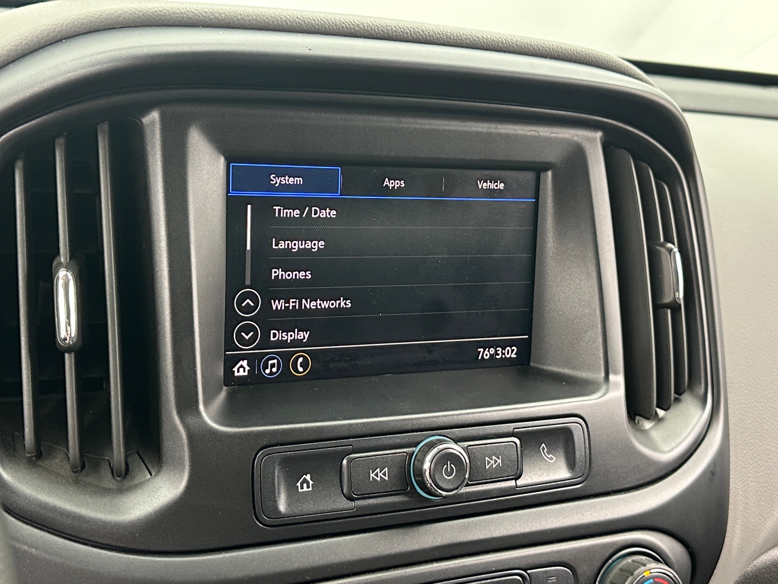 Thumbnail: 2020 Chevrolet Colorado - 4