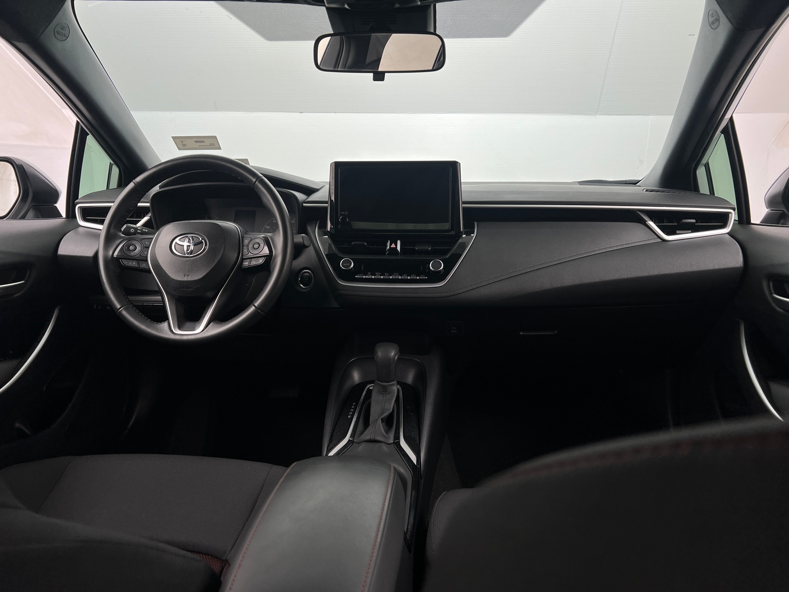 Thumbnail: 2024 Toyota Corolla - 3