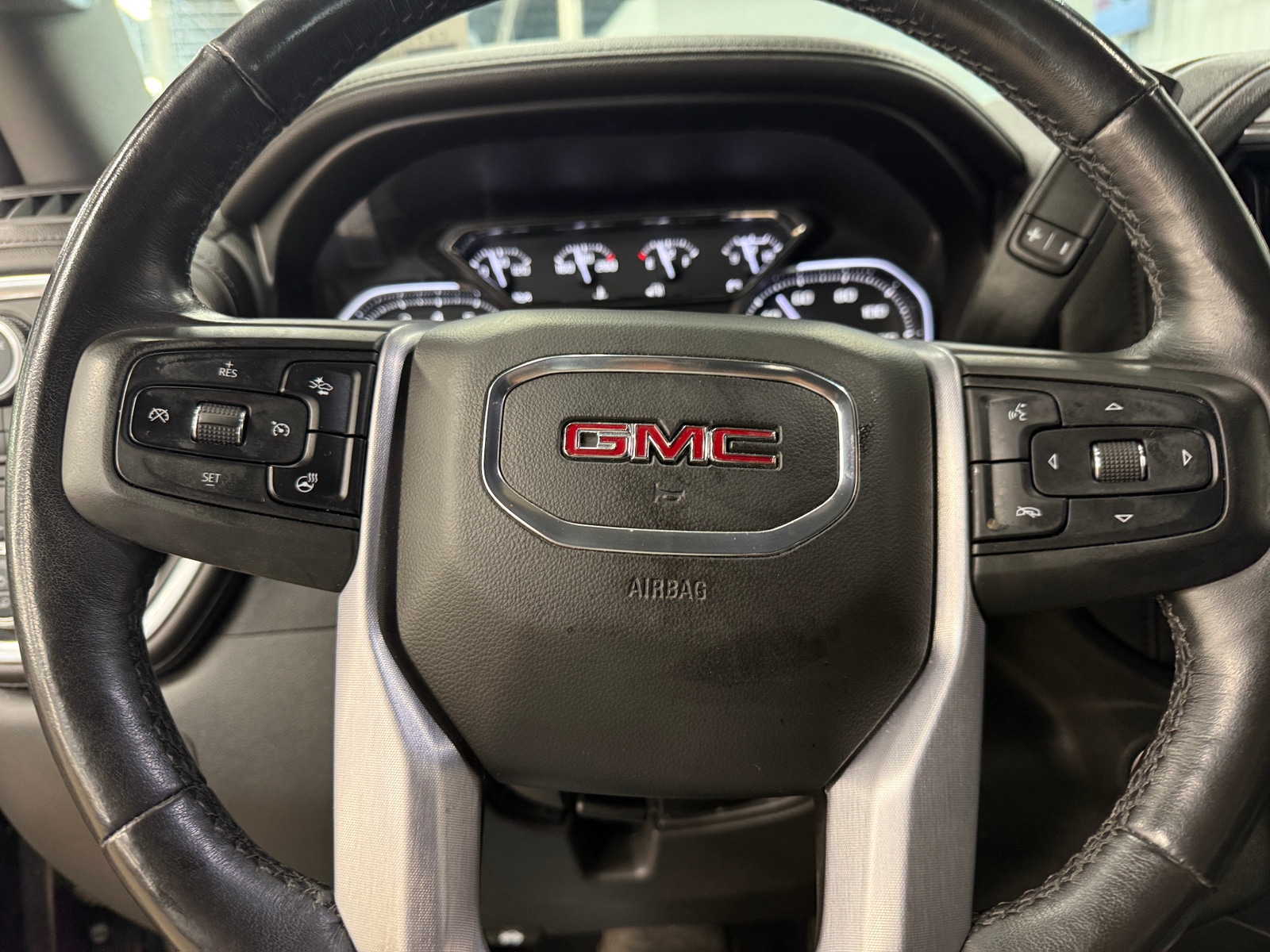 Thumbnail: 2020 GMC Sierra 1500 - 4