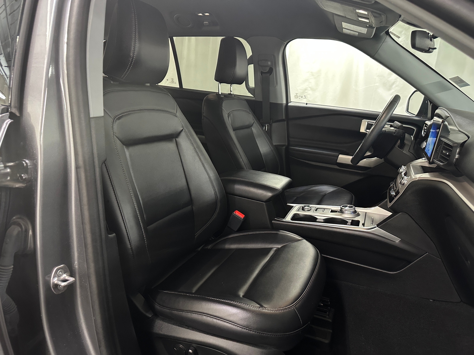 Thumbnail: 2023 Ford Explorer - 2