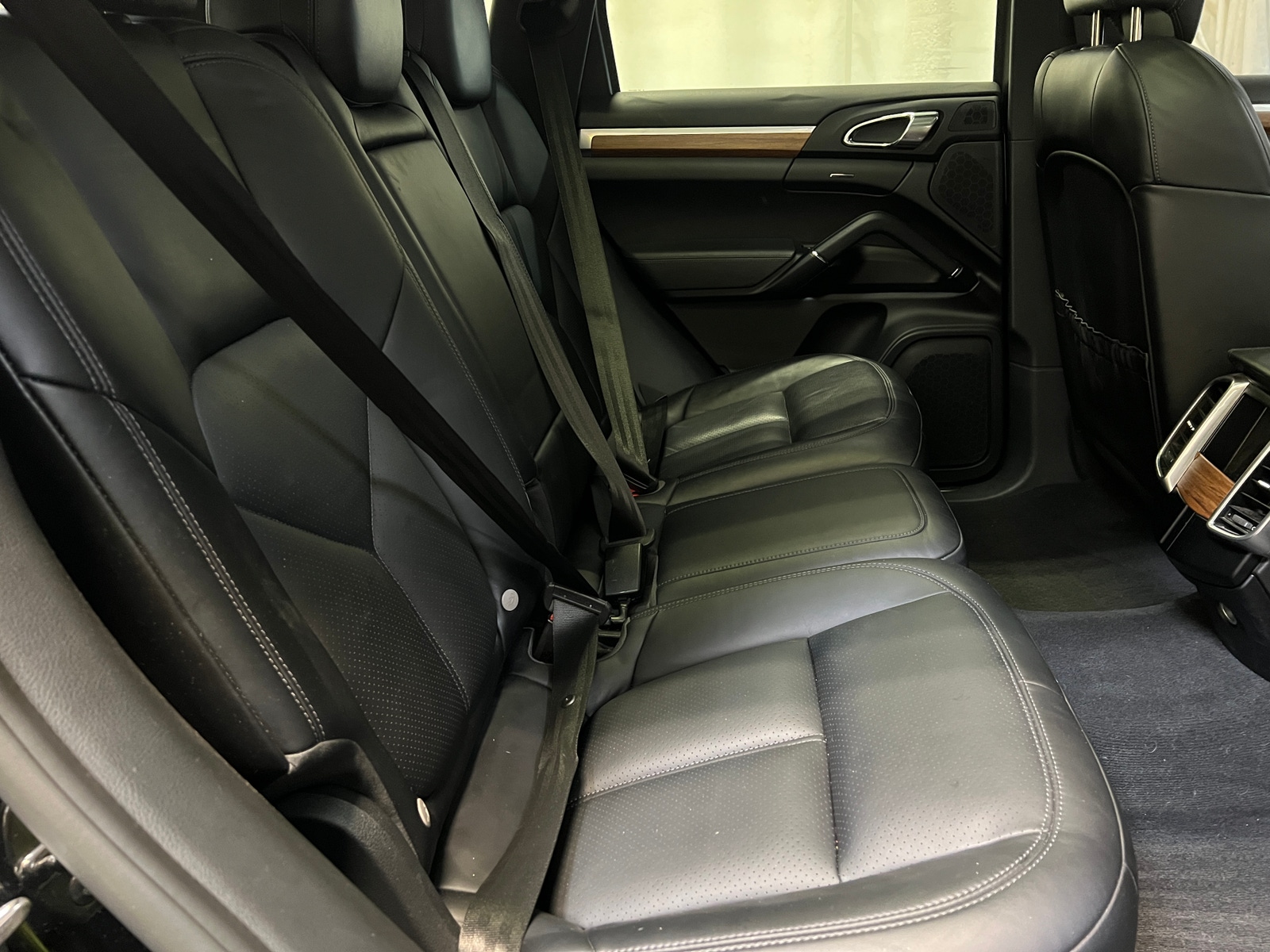 Thumbnail: 2015 Porsche Cayenne - 5