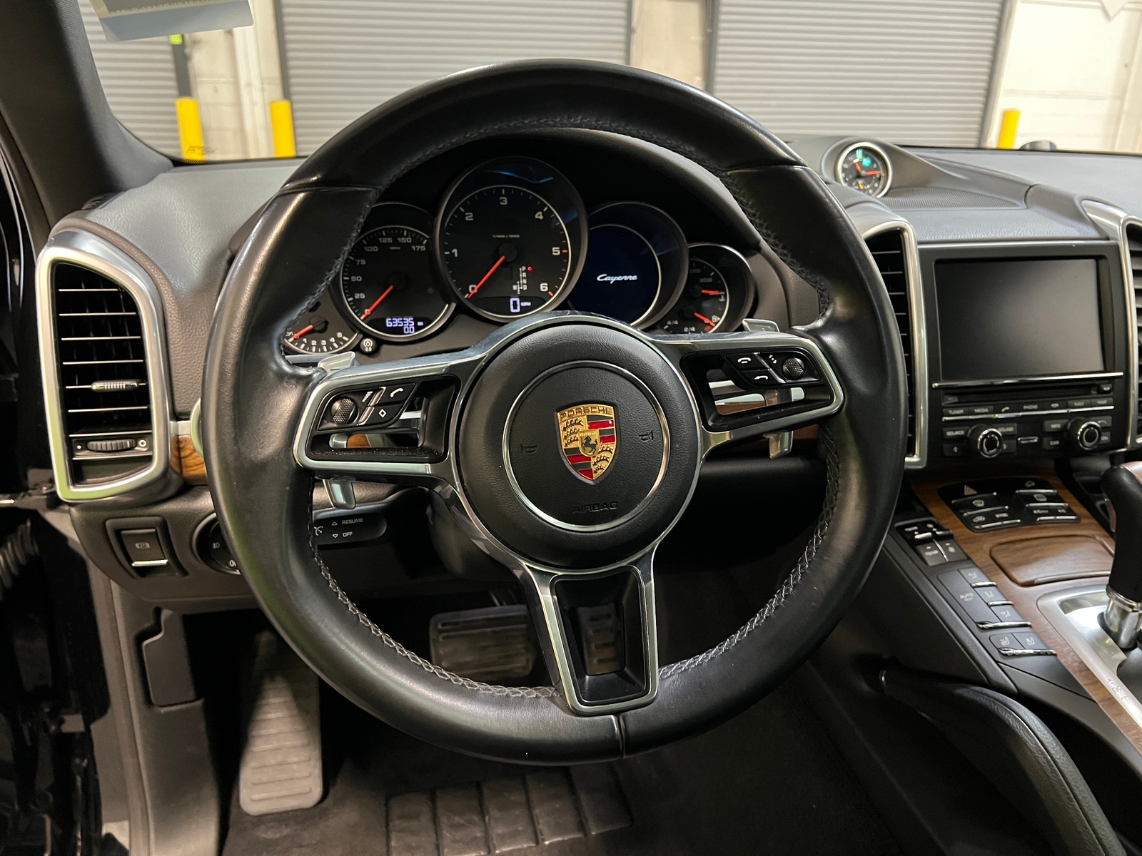 Thumbnail: 2015 Porsche Cayenne - 4