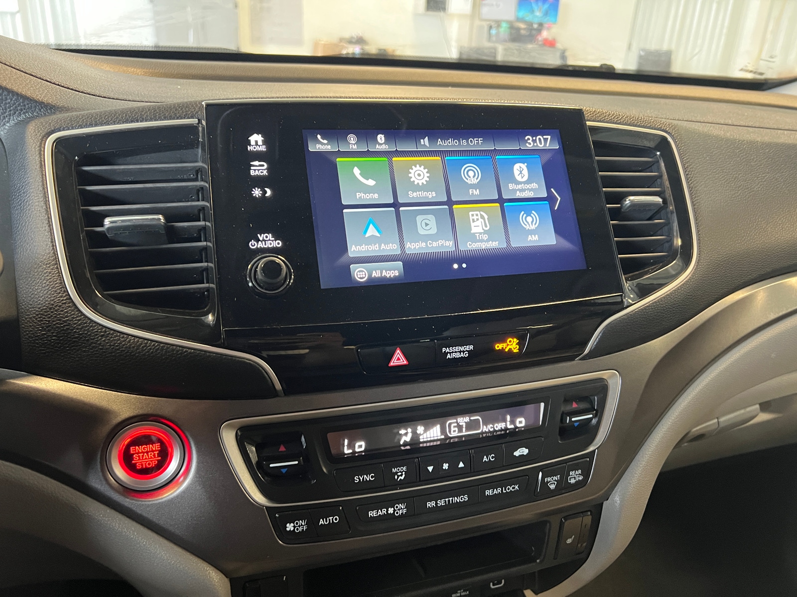 Thumbnail: 2020 Honda Pilot - 3
