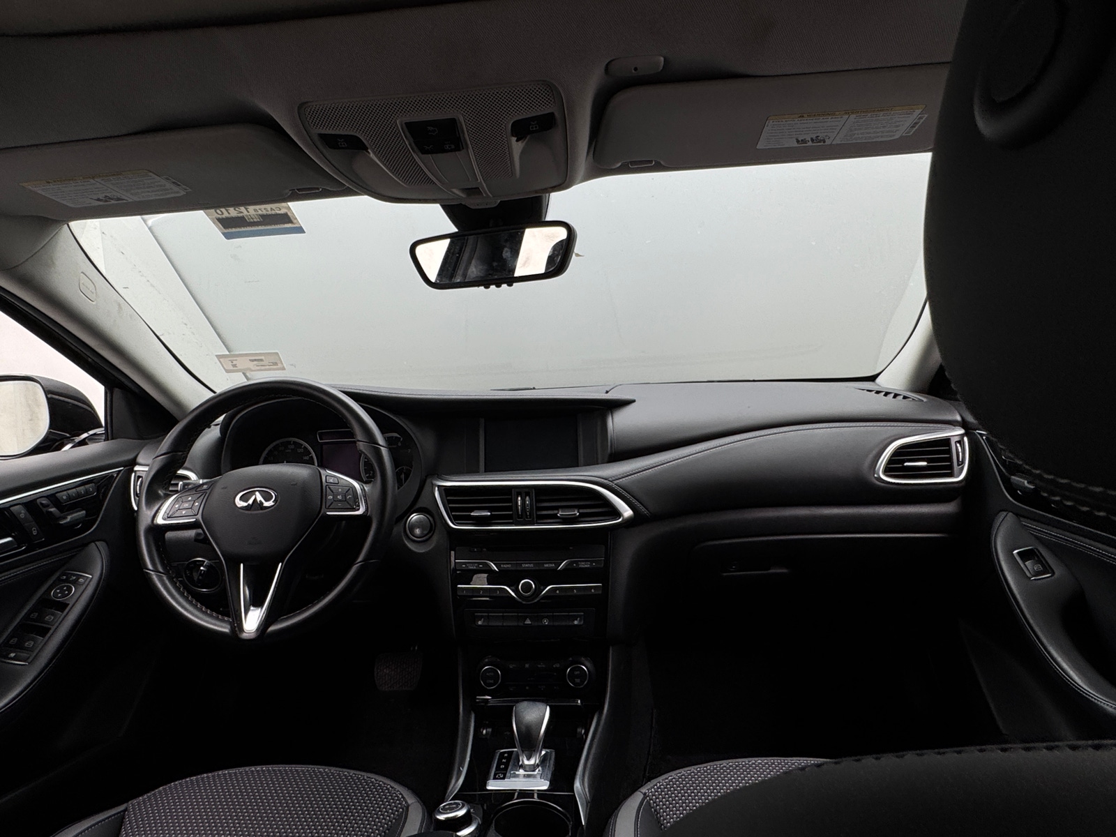 Thumbnail: 2018 INFINITI QX30 - 2