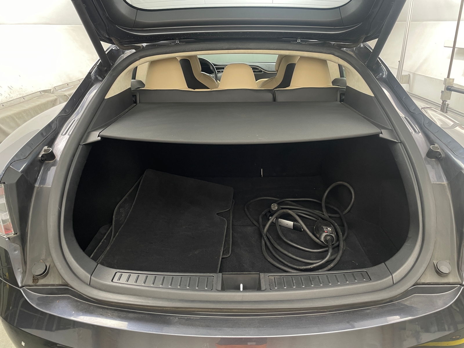 Thumbnail: 2017 Tesla Model S - 5