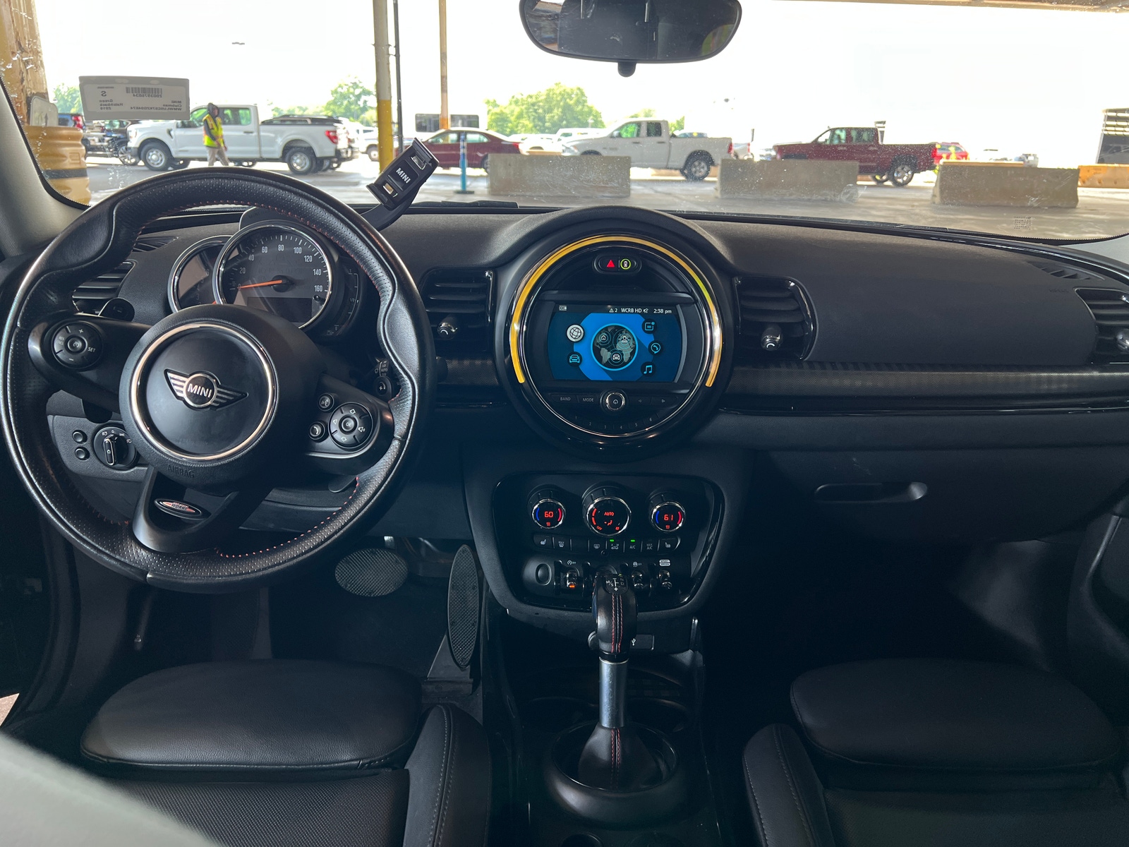 Thumbnail: 2019 MINI Cooper Clubman - 2