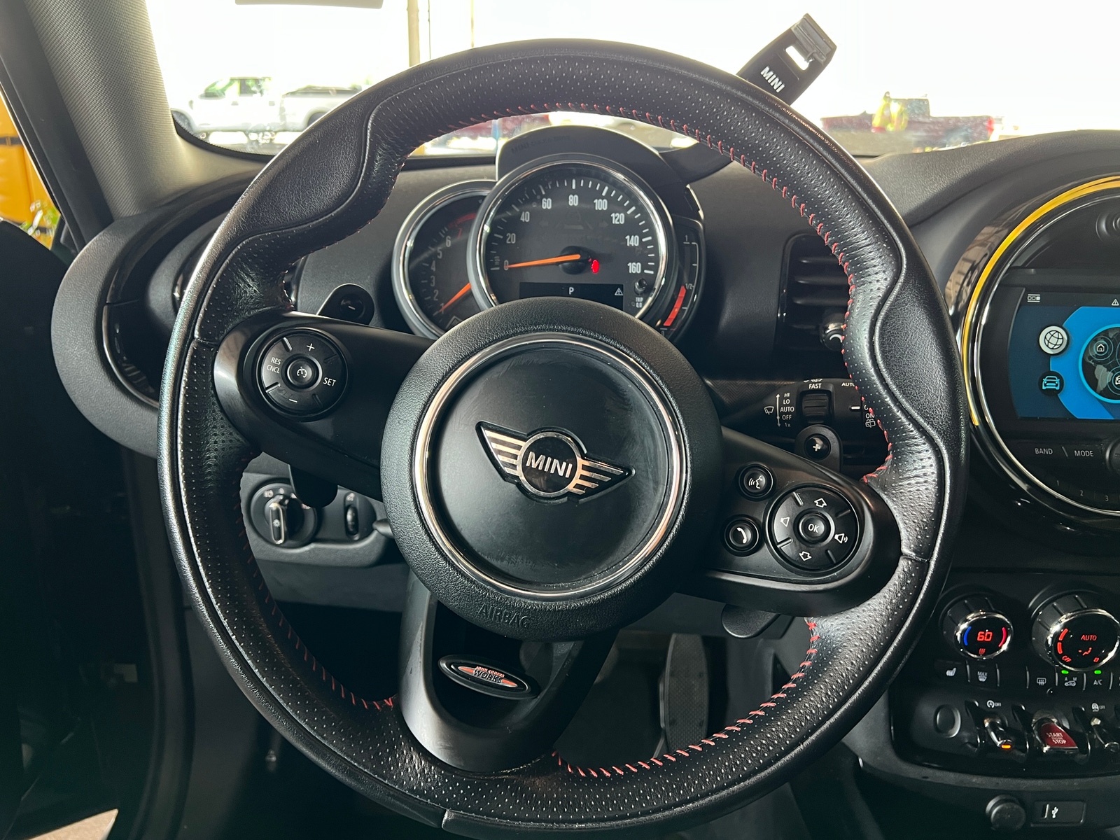 Thumbnail: 2019 MINI Cooper Clubman - 4