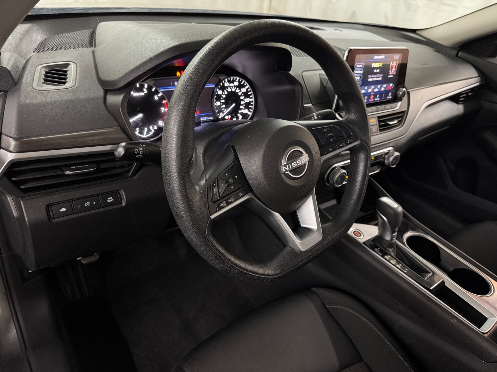 Thumbnail: 2024 Nissan Altima - 3