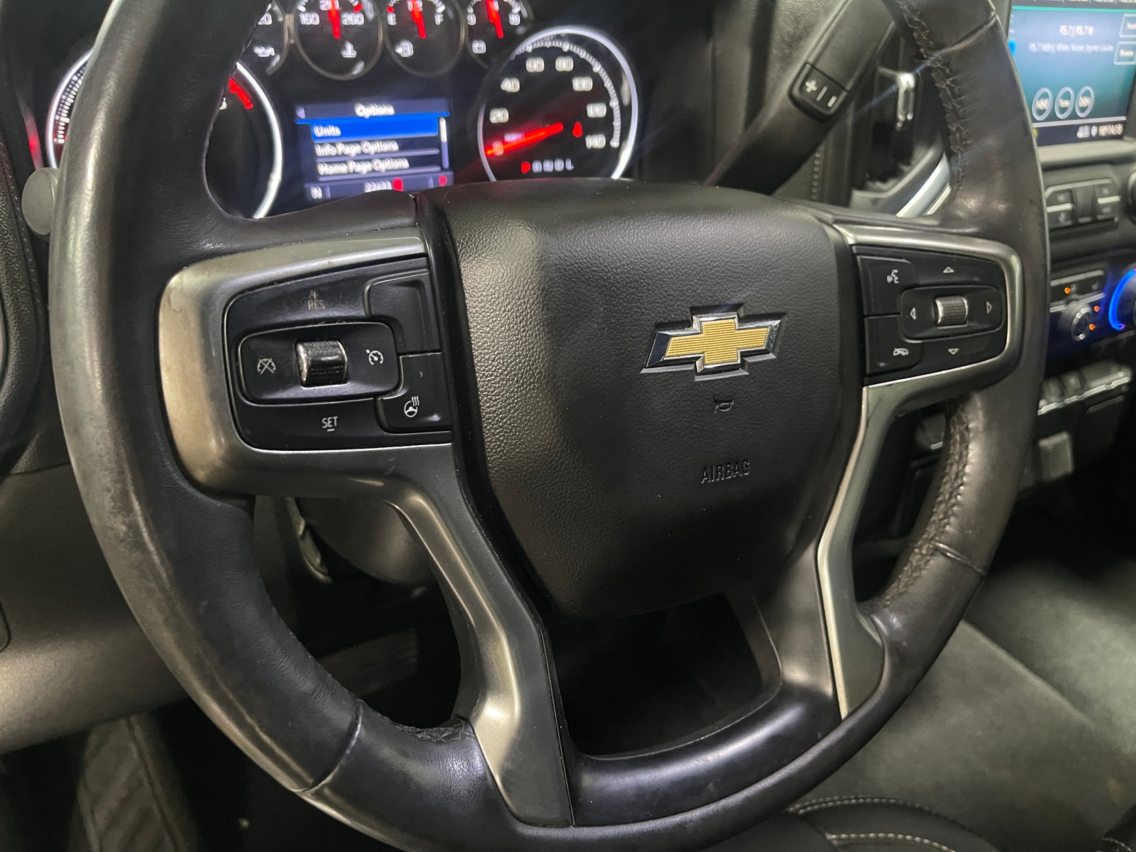 Thumbnail: 2019 Chevrolet Silverado 1500 - 5