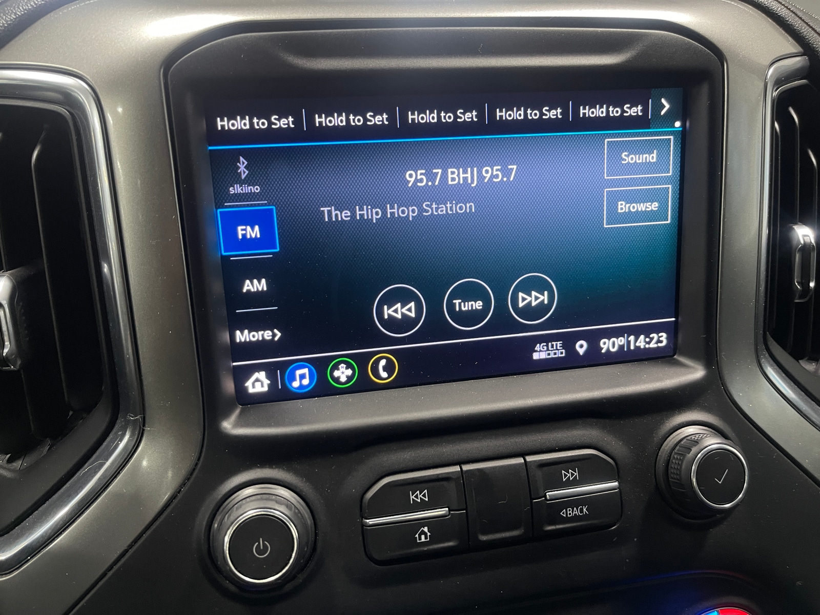 Thumbnail: 2019 Chevrolet Silverado 1500 - 4