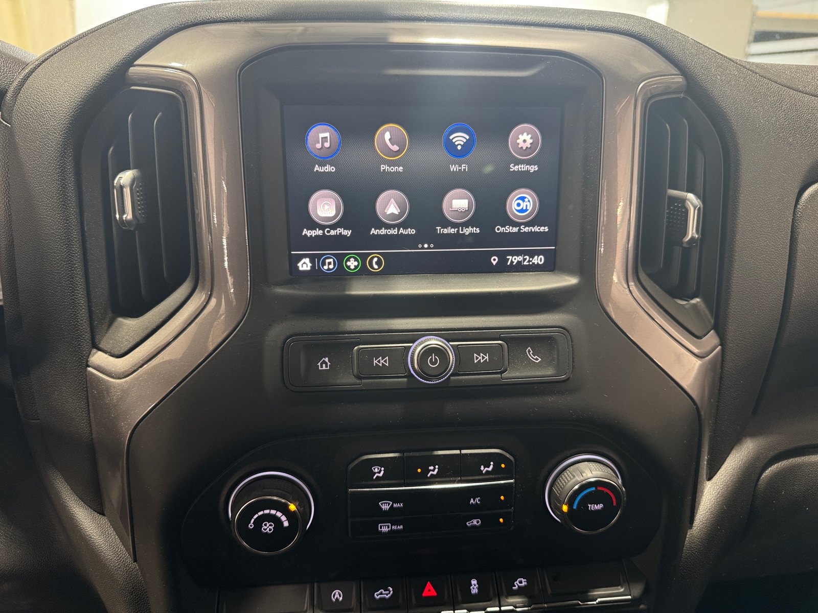 Thumbnail: 2020 Chevrolet Silverado 1500 - 4