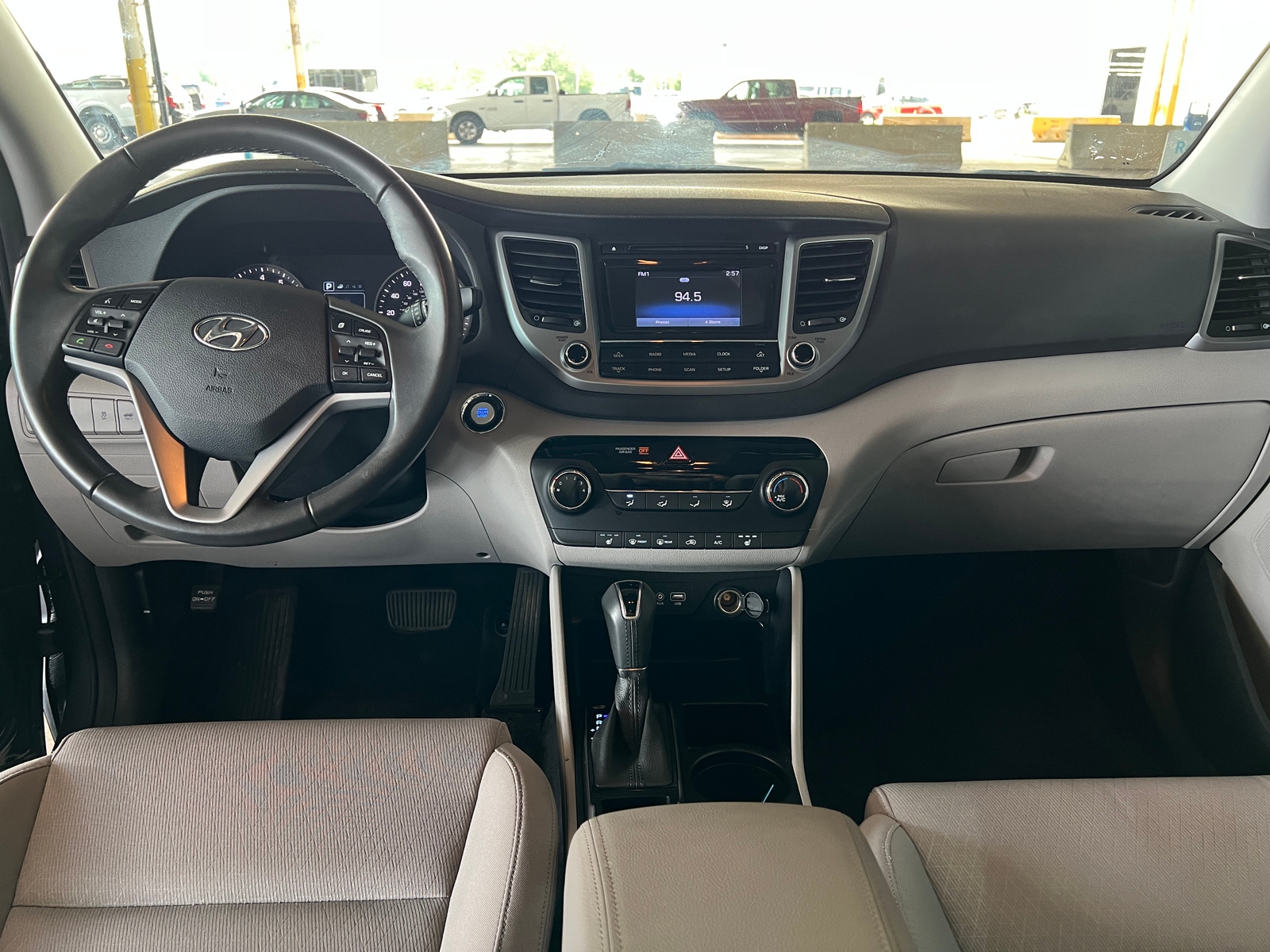Thumbnail: 2016 Hyundai Tucson - 3