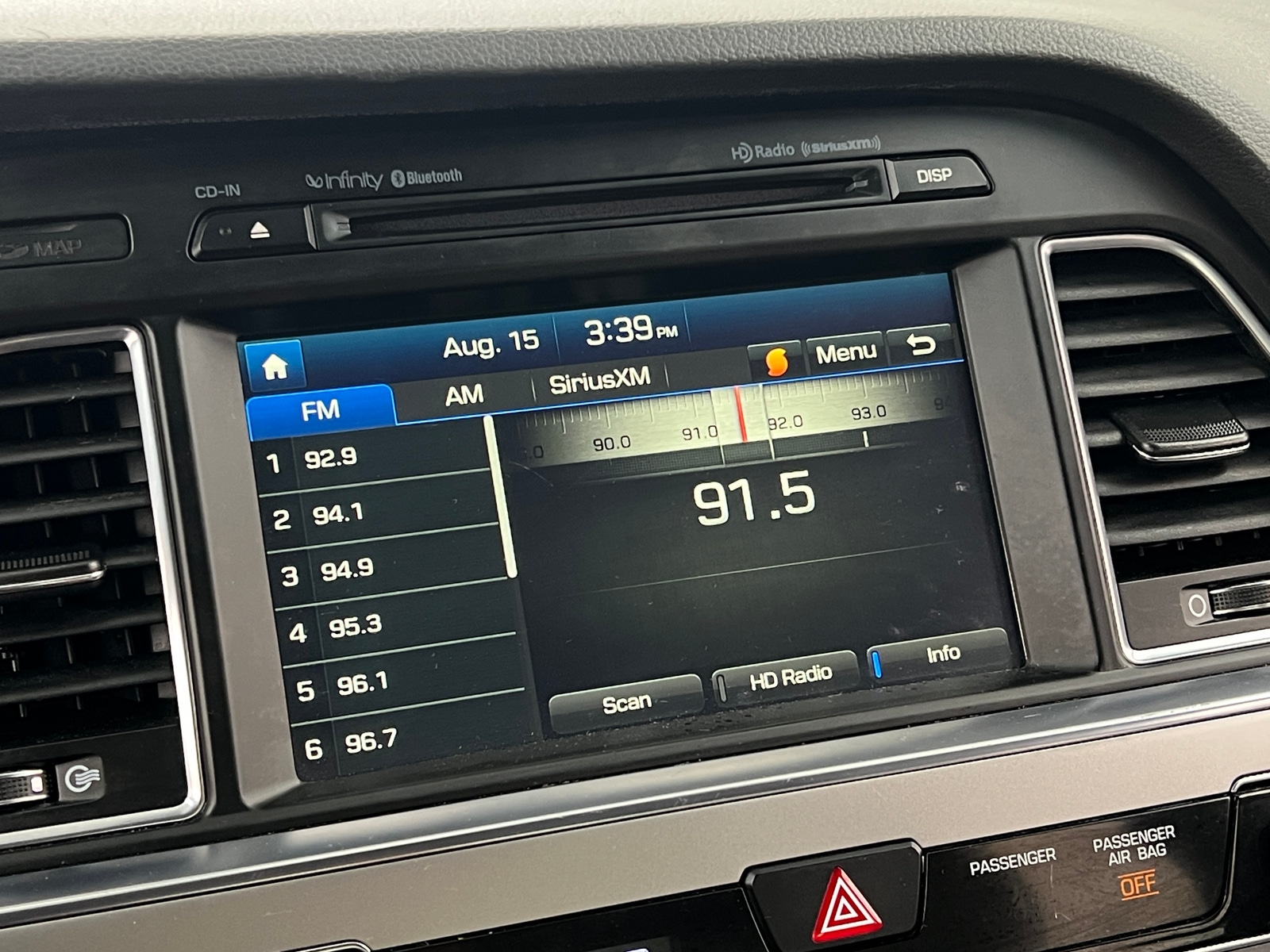 Thumbnail: 2016 Hyundai Sonata - 4