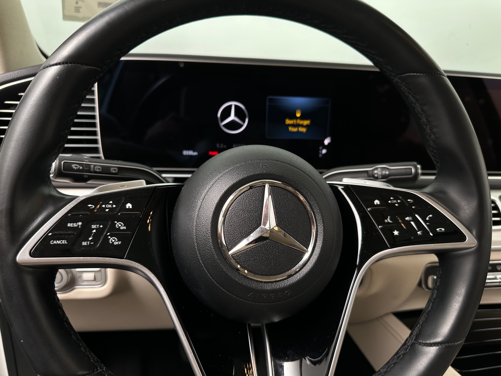Thumbnail: 2024 Mercedes-Benz GLE - 4