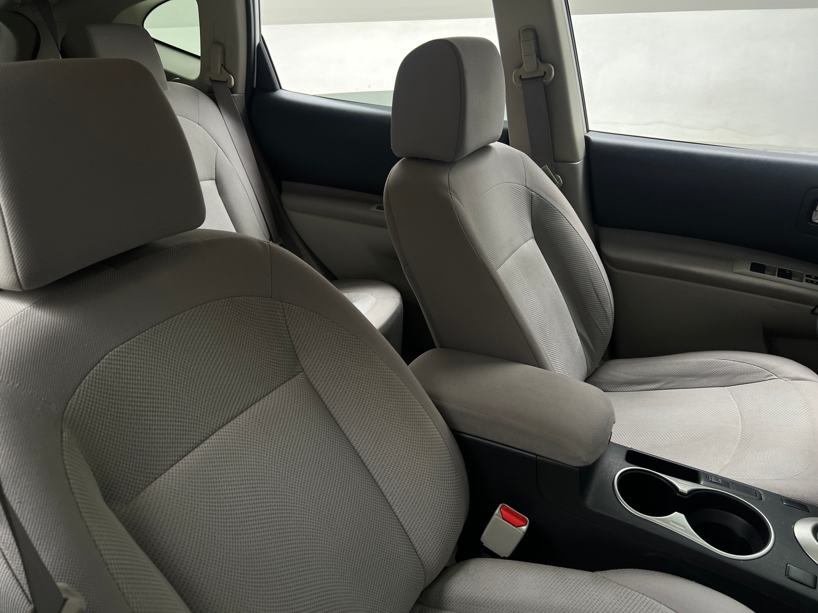 Thumbnail: 2013 Nissan Rogue - 2