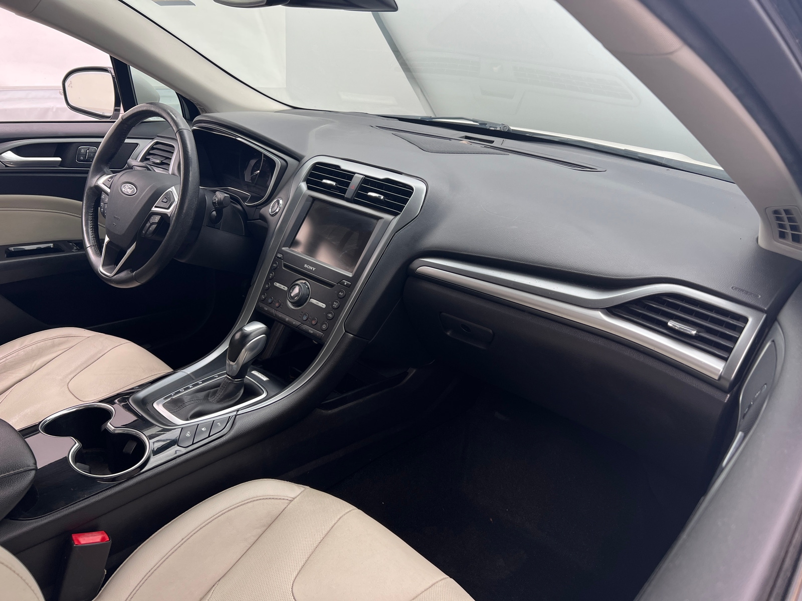 Thumbnail: 2016 Ford Fusion - 2