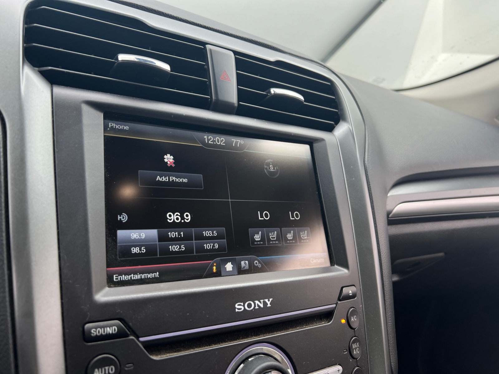 Thumbnail: 2016 Ford Fusion - 3