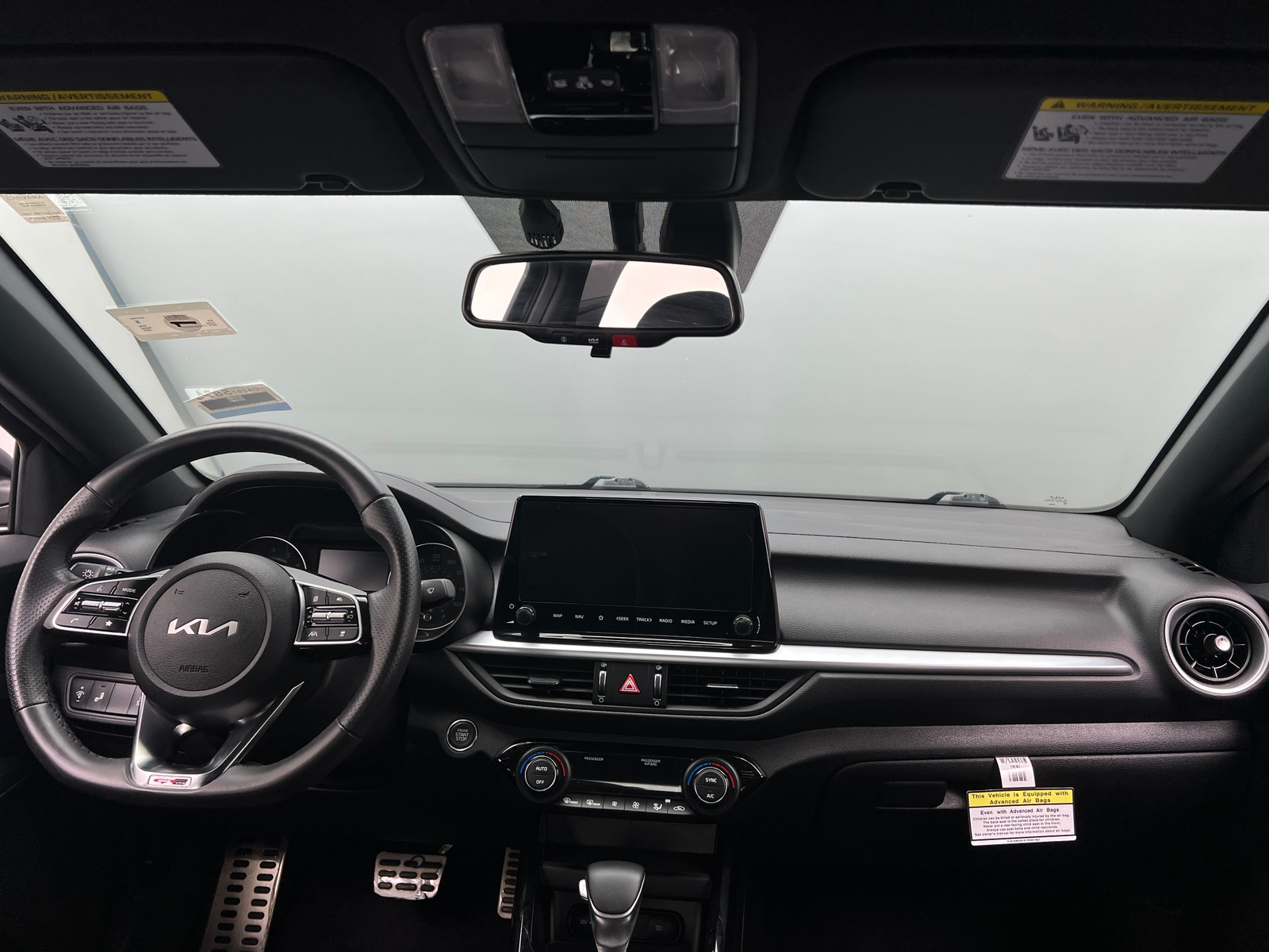 Thumbnail: 2024 Kia Forte - 3