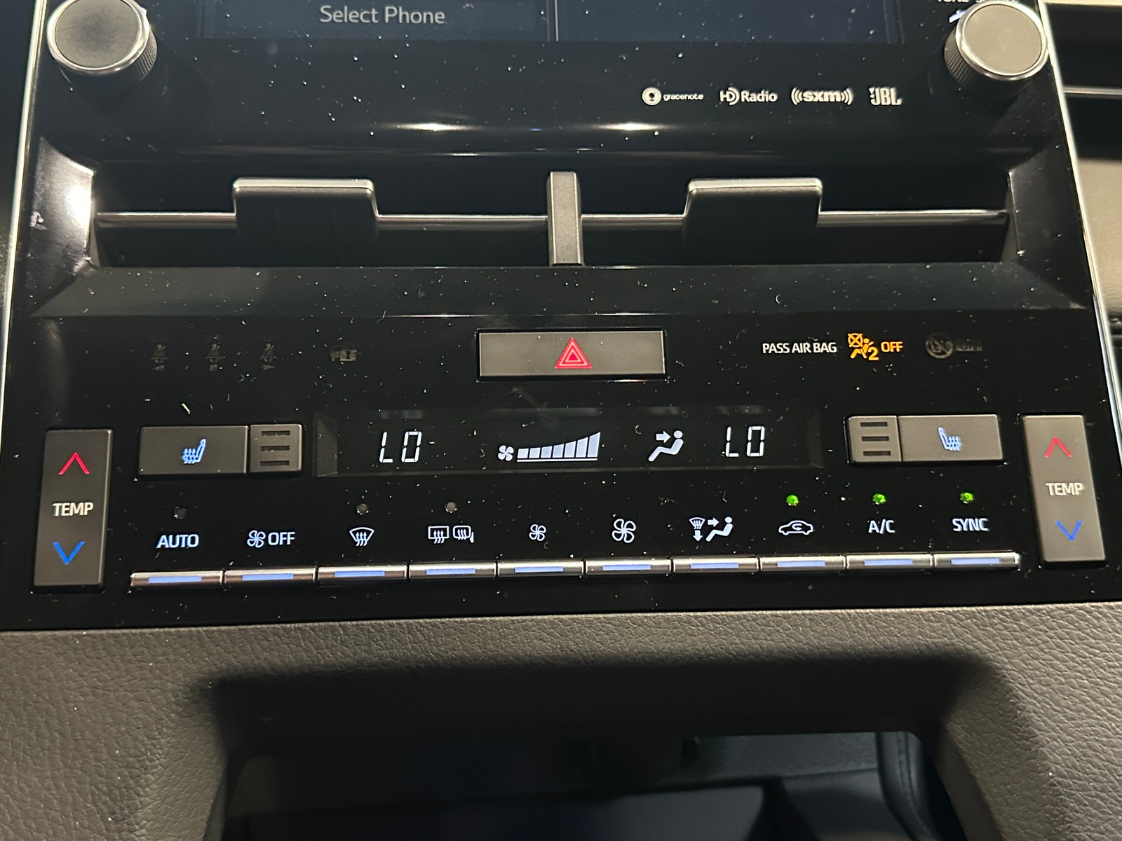 Thumbnail: 2019 Toyota Avalon - 3