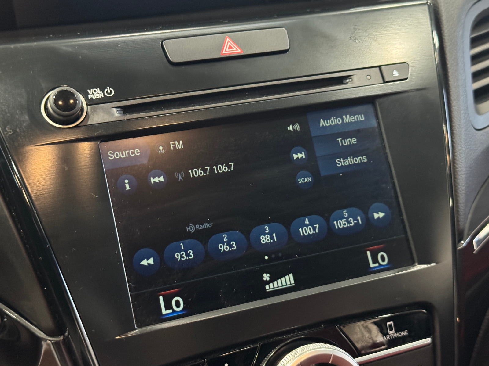 Thumbnail: 2020 Acura ILX - 3