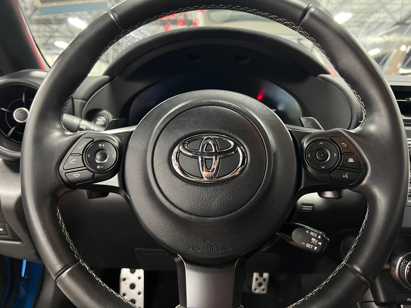 Thumbnail: 2023 Toyota GR86 - 3