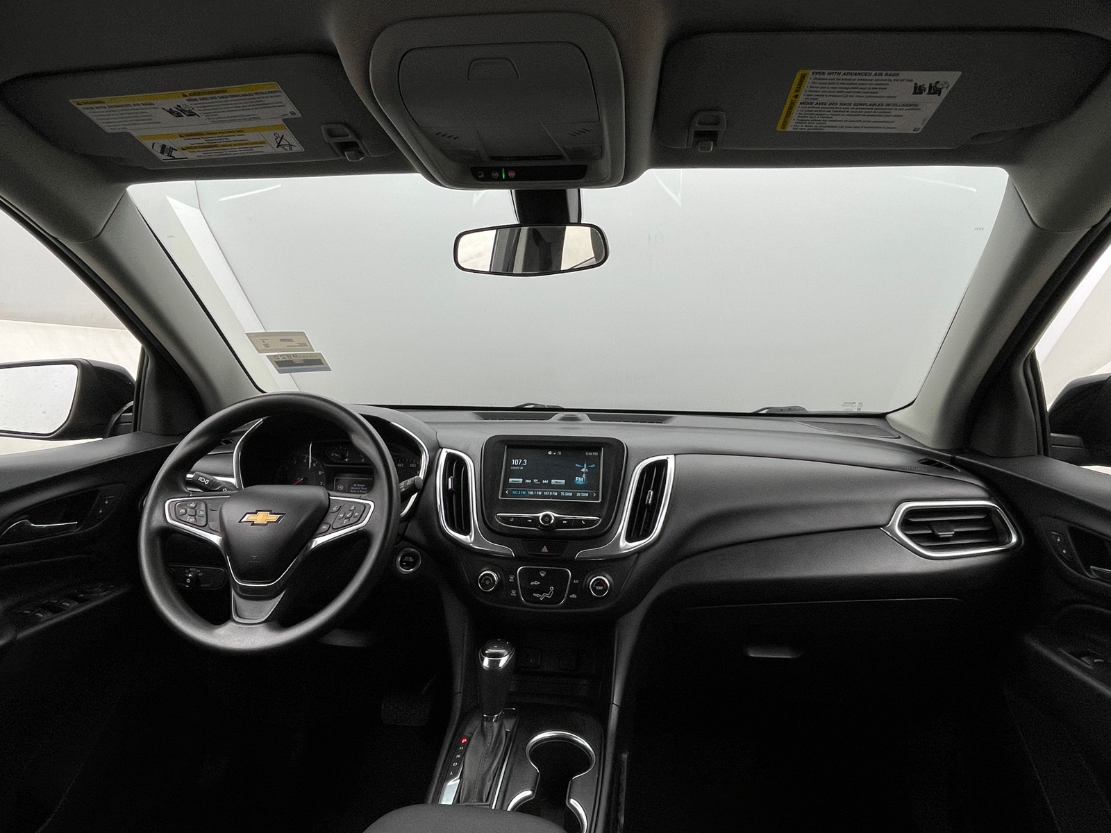 Thumbnail: 2018 Chevrolet Equinox - 3