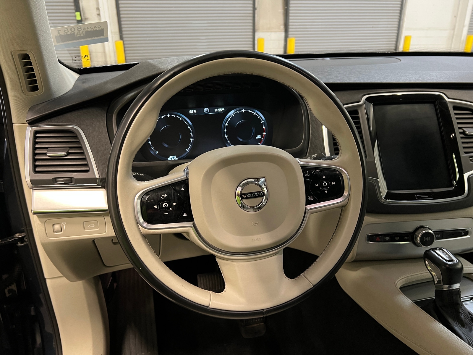 Thumbnail: 2018 Volvo XC90 - 4