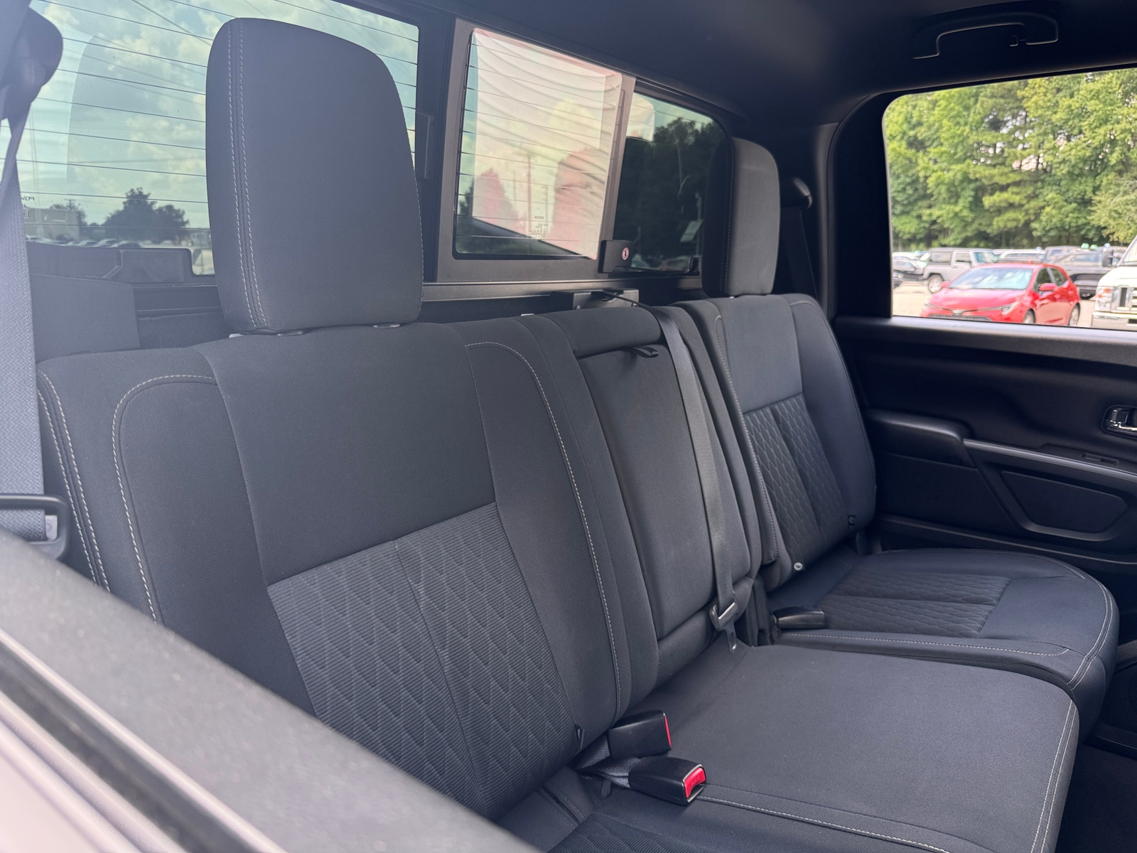 Thumbnail: 2018 Nissan Titan - 6