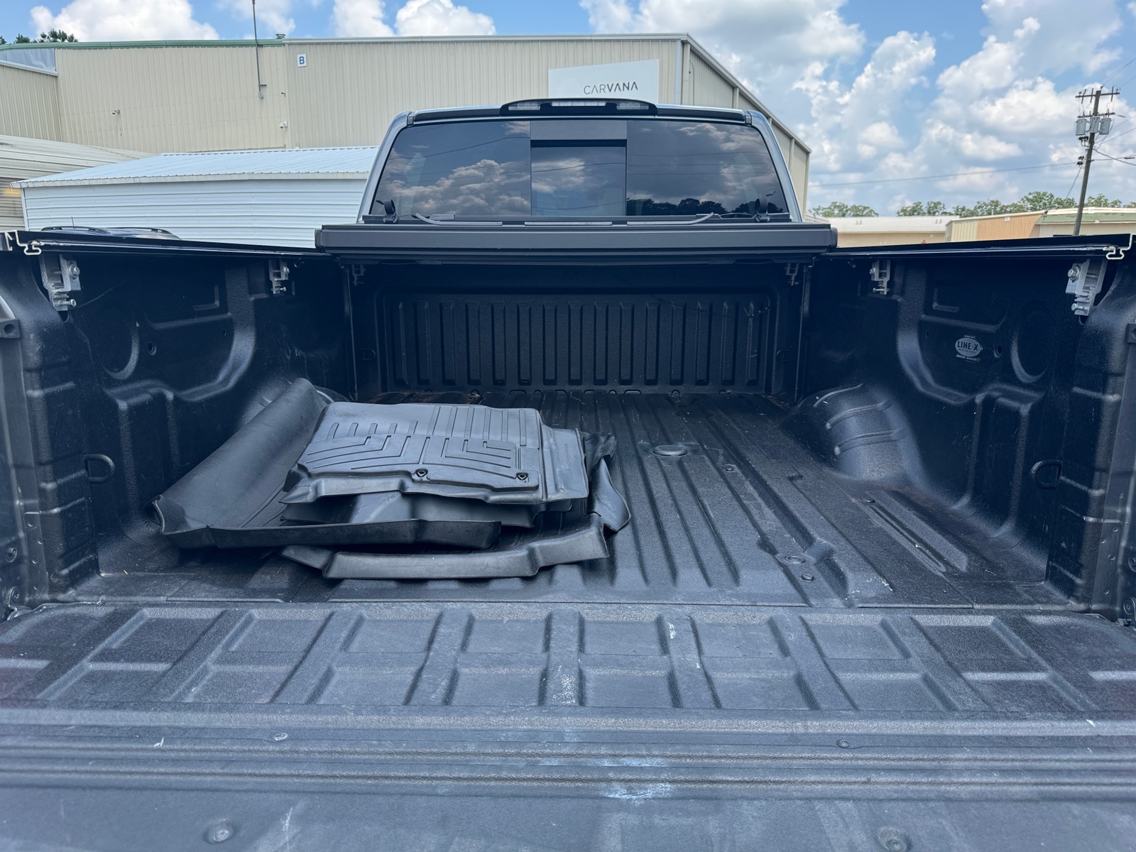 Thumbnail: 2018 Nissan Titan - 7