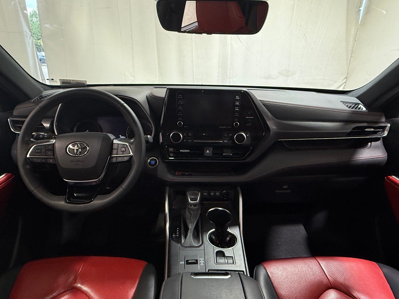 Thumbnail: 2021 Toyota Highlander - 2