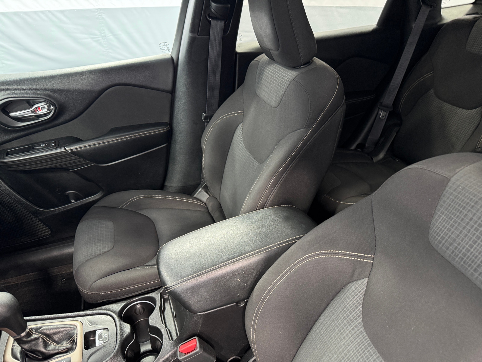 Thumbnail: 2017 Jeep Cherokee - 2